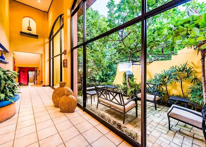 Hotel Casa Habibi *